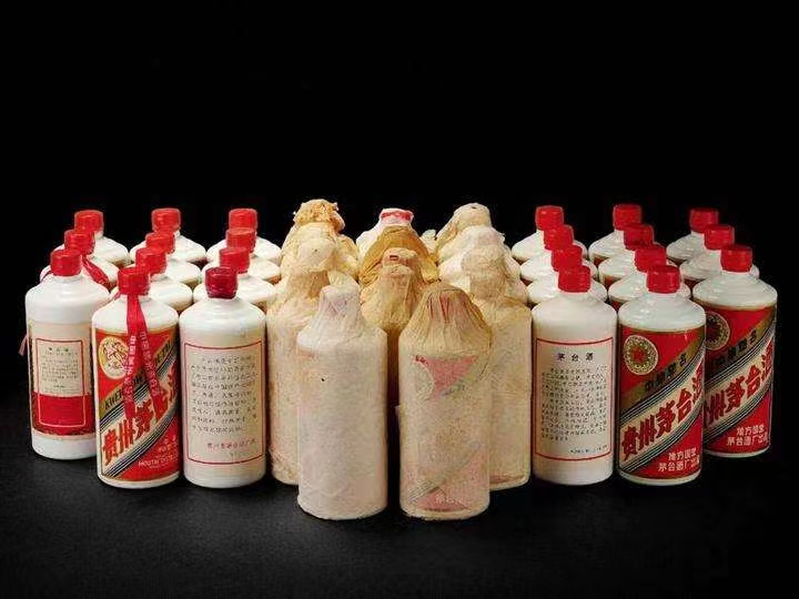 威县青岛城阳飞天茅台酒回收价格哪里回收(附近上门回收茅台酒）?
